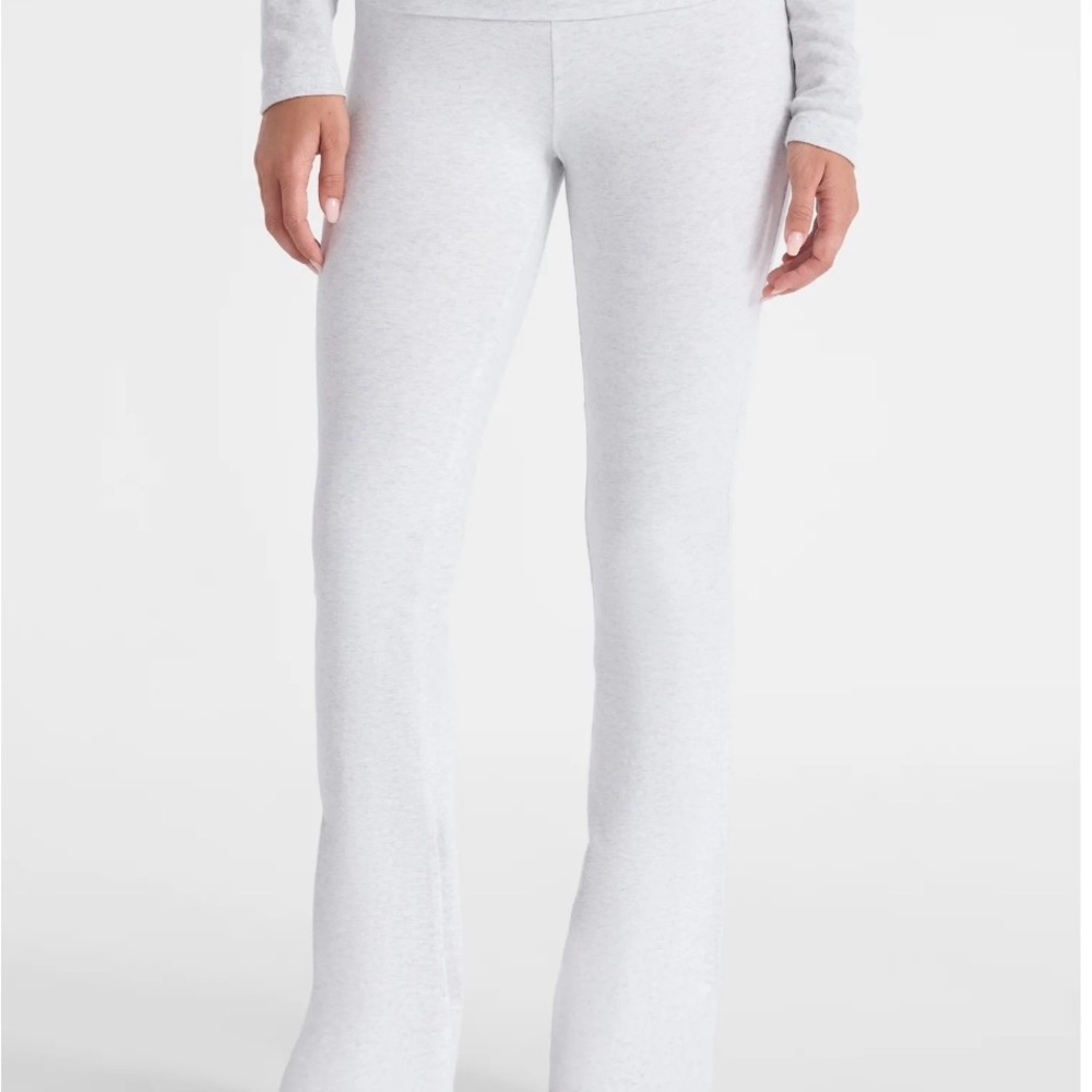 No Boundaries Light Gray Flare Pants size M(8-10)
